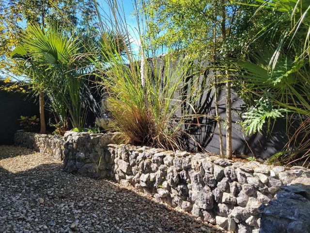 23328 CHRISTIAN CIRCLE, Brooksville, FL 34601