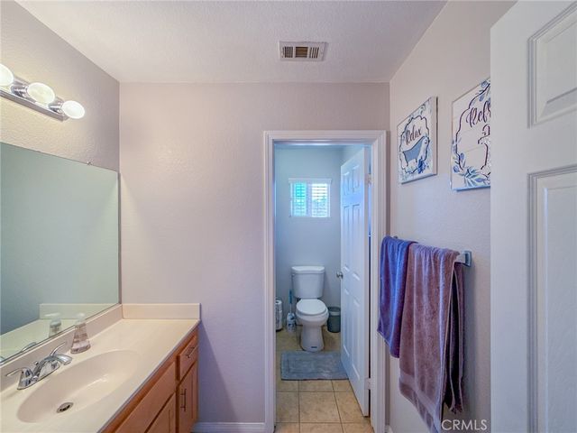 43956 Gillan Avenue, Lancaster, CA 93535