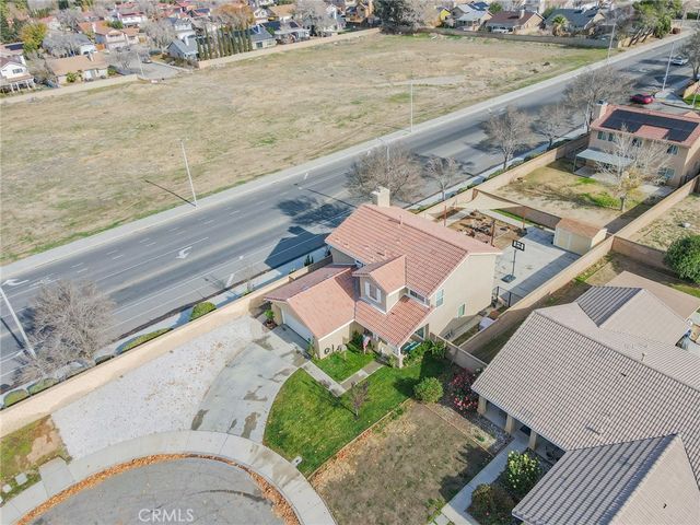 43956 Gillan Avenue, Lancaster, CA 93535