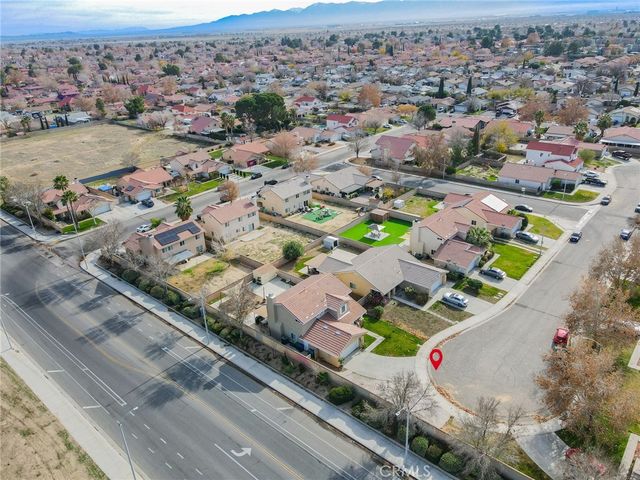 43956 Gillan Avenue, Lancaster, CA 93535