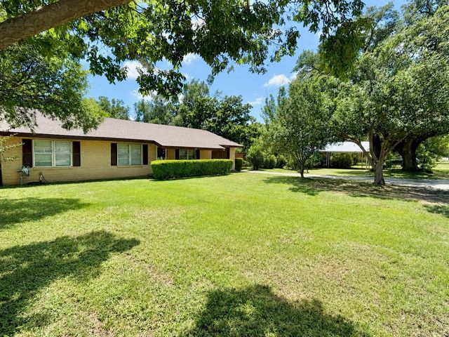 650 W Vaughan ST, Bertram, TX 78605