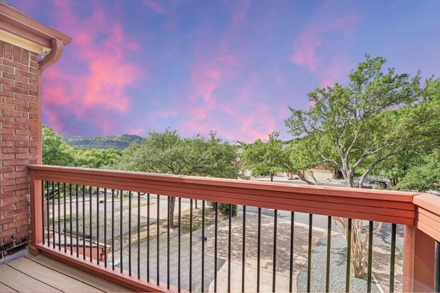 6610 Mesa Hollow DR, Austin, TX 78750