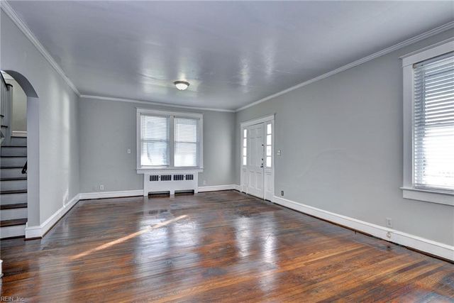 715 Chesapeake AVE, Hampton, VA 23661