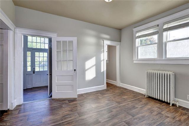 715 Chesapeake AVE, Hampton, VA 23661