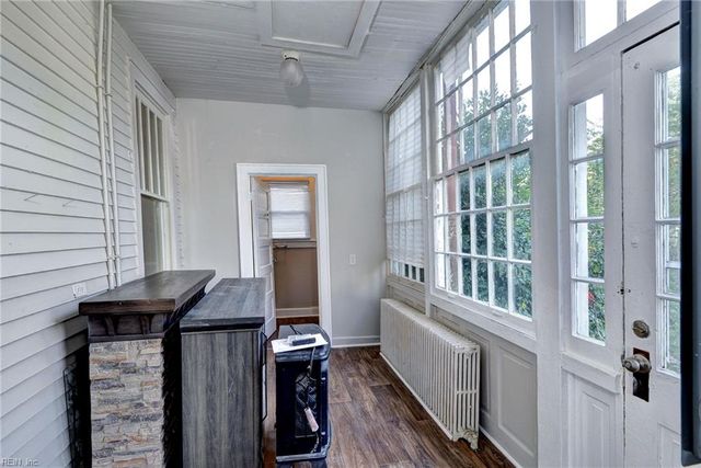 715 Chesapeake AVE, Hampton, VA 23661
