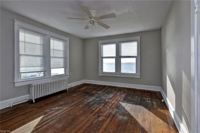715 Chesapeake AVE, Hampton, VA 23661