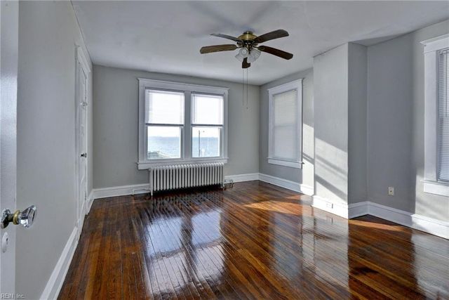 715 Chesapeake AVE, Hampton, VA 23661