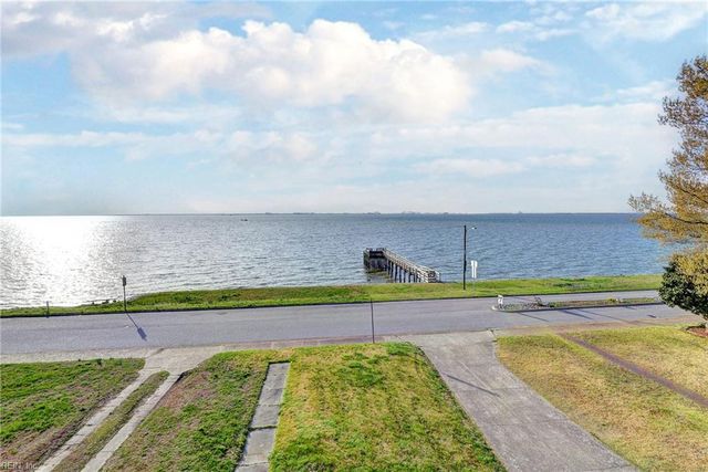 715 Chesapeake AVE, Hampton, VA 23661