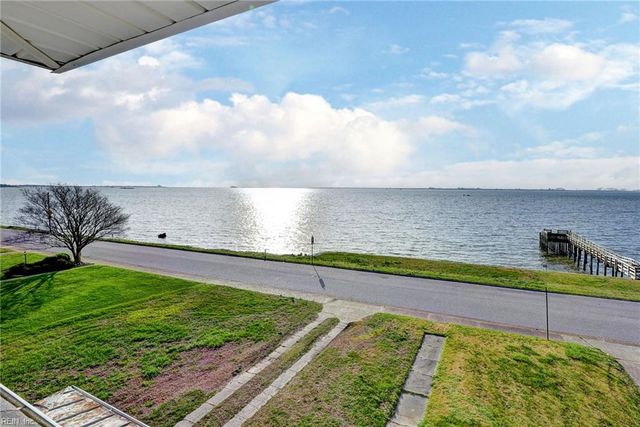 715 Chesapeake AVE, Hampton, VA 23661