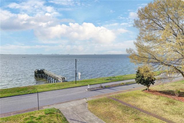 715 Chesapeake AVE, Hampton, VA 23661