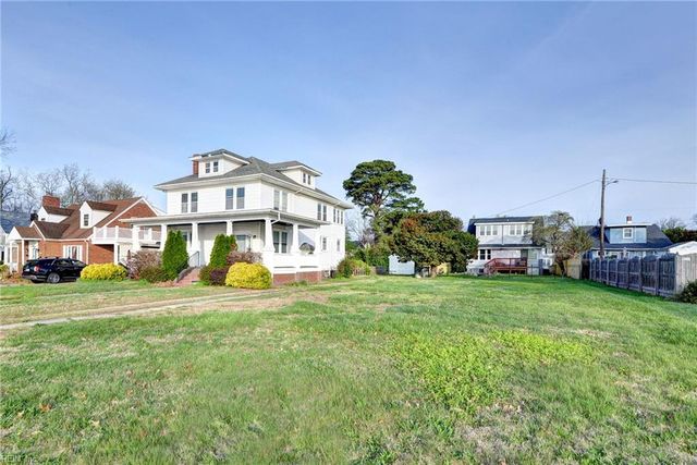715 Chesapeake AVE, Hampton, VA 23661