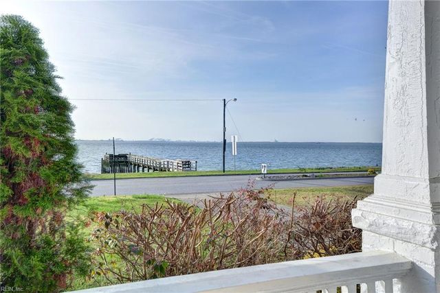 715 Chesapeake AVE, Hampton, VA 23661