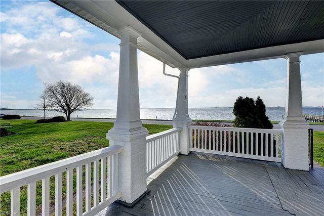 715 Chesapeake AVE, Hampton, VA 23661