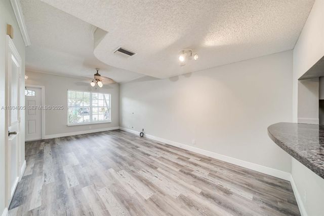 8040 Sanibel Dr 8040, Tamarac, FL 33321