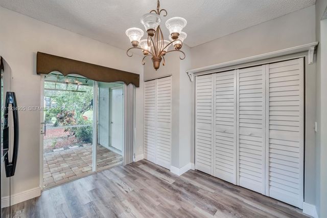 8040 Sanibel Dr 8040, Tamarac, FL 33321