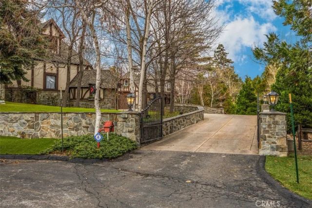 29162 Bald Eagle Ridge rd, Lake Arrowhead, CA 92352
