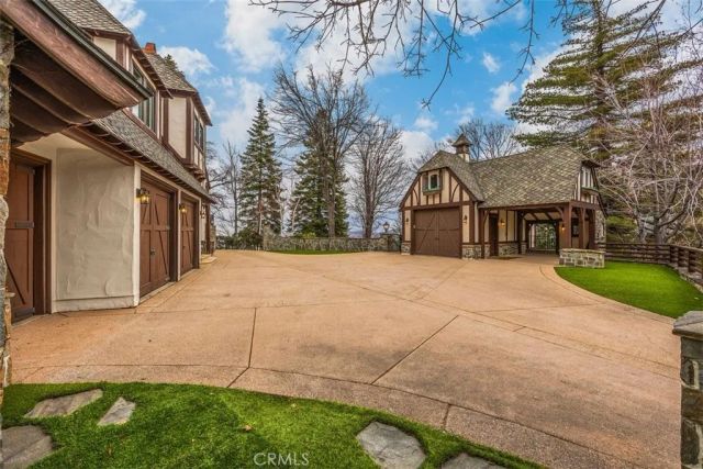 29162 Bald Eagle Ridge rd, Lake Arrowhead, CA 92352