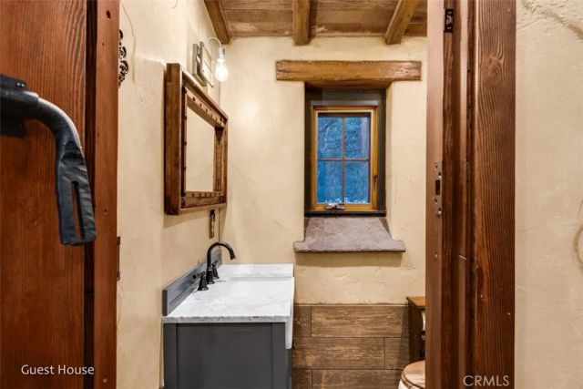 29162 Bald Eagle Ridge rd, Lake Arrowhead, CA 92352