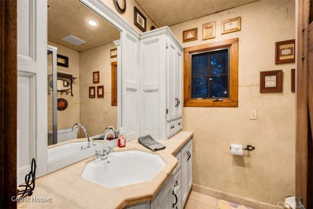 29162 Bald Eagle Ridge rd, Lake Arrowhead, CA 92352
