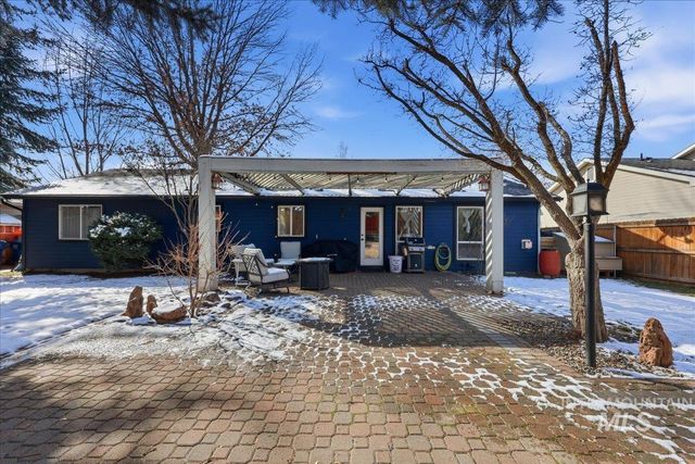 1378 N Trail Creek Way, Eagle, ID 83616