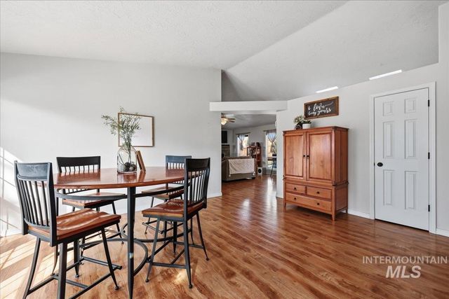 1378 N Trail Creek Way, Eagle, ID 83616