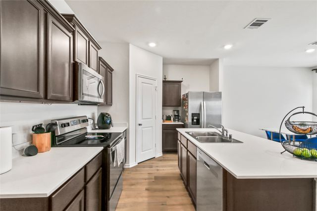 755 Amelia Court, Pilot Point, TX 76258