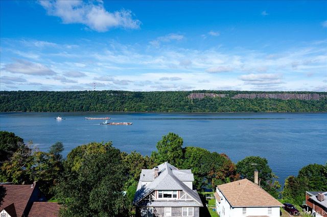 678 Warburton Avenue 7I-7J, Yonkers, NY 10701