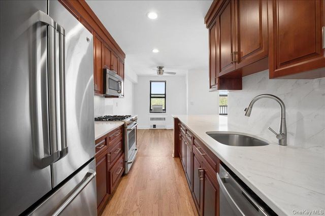 678 Warburton Avenue 7I-7J, Yonkers, NY 10701