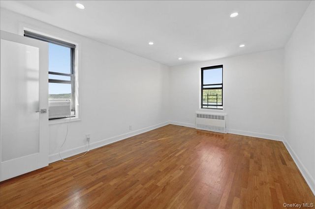 678 Warburton Avenue 7I-7J, Yonkers, NY 10701