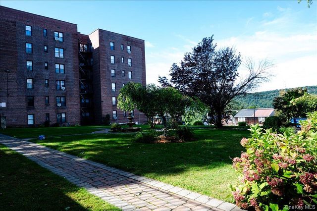 678 Warburton Avenue 7I-7J, Yonkers, NY 10701