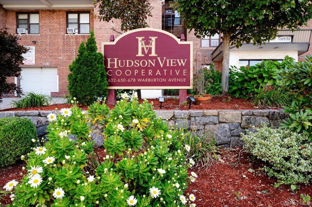 678 Warburton Avenue 7I-7J, Yonkers, NY 10701