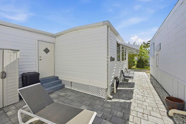 21 Hibiscus Drive I, Briny Breezes, FL 33435