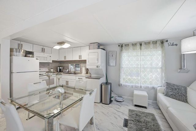 21 Hibiscus Drive I, Briny Breezes, FL 33435