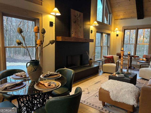 70 Cascading Brook Lane, Blue Ridge, GA 30513