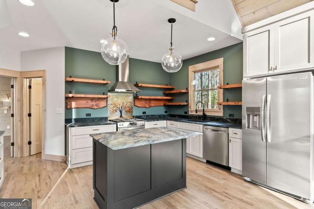 70 Cascading Brook Lane, Blue Ridge, GA 30513