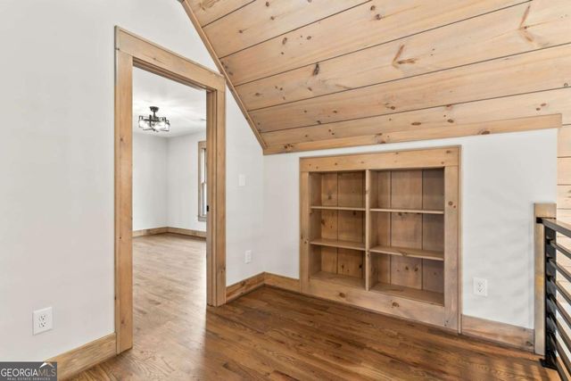 70 Cascading Brook Lane, Blue Ridge, GA 30513