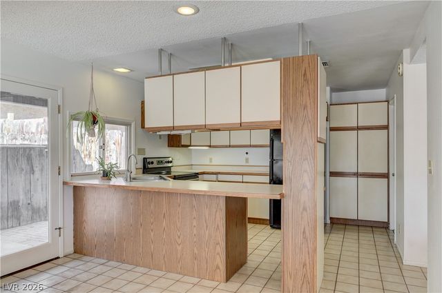 3021 Milo Way, Las Vegas, NV 89102