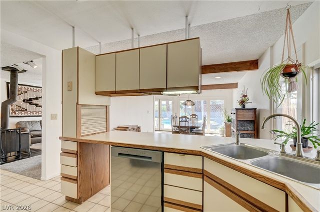 3021 Milo Way, Las Vegas, NV 89102