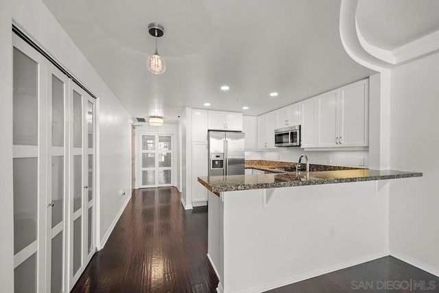 555 Front Street 2201, San Diego, CA 92101