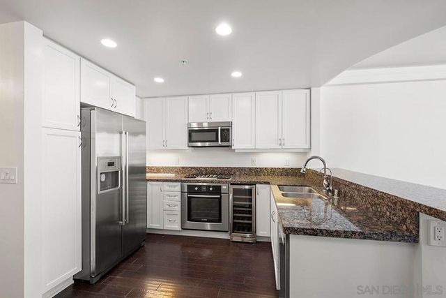 555 Front Street 2201, San Diego, CA 92101