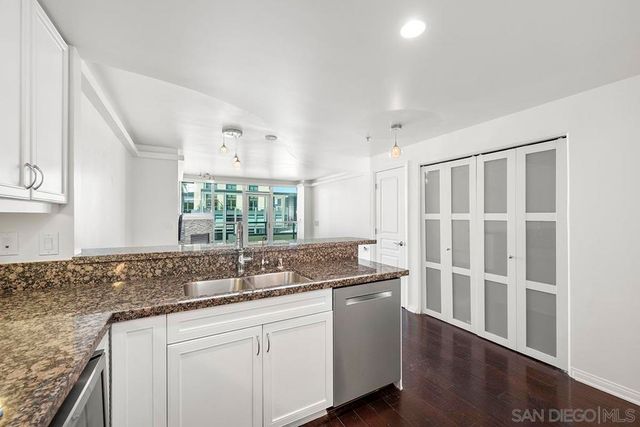 555 Front Street 2201, San Diego, CA 92101