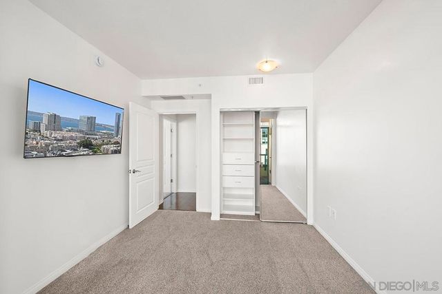 555 Front Street 2201, San Diego, CA 92101