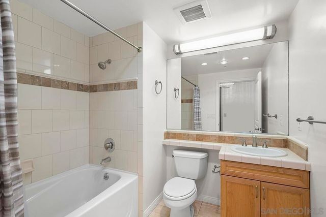 555 Front Street 2201, San Diego, CA 92101