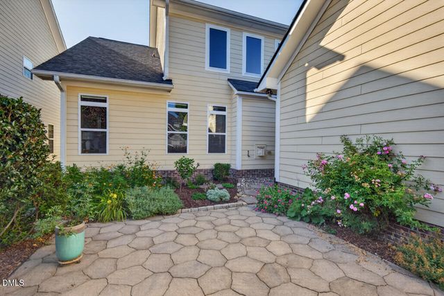 69 Fallenwood Lane, Chapel Hill, NC 27516