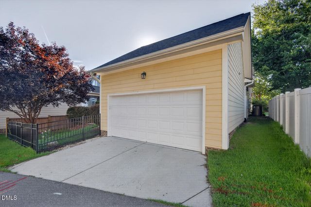 69 Fallenwood Lane, Chapel Hill, NC 27516