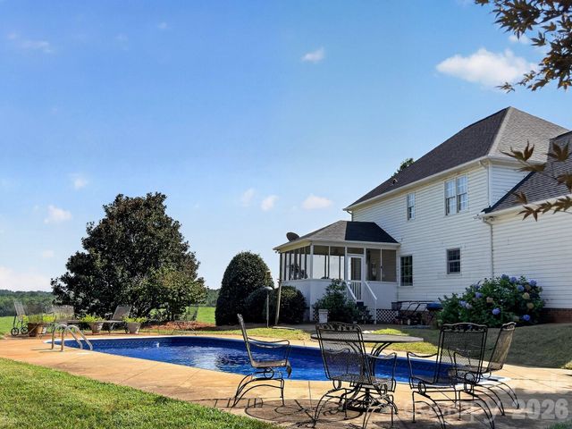 1186 Morningstar Lake Road, Forest City, NC 28043