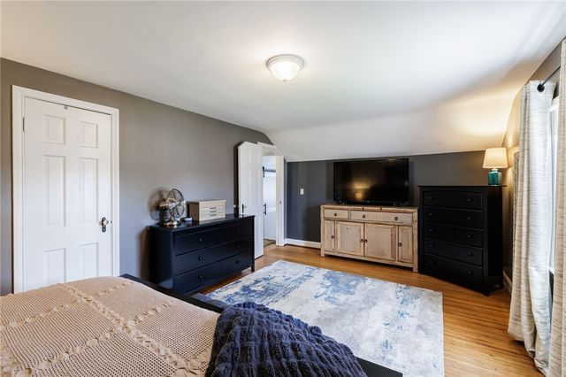 109 Chimayo Road, Irondequoit, NY 14617