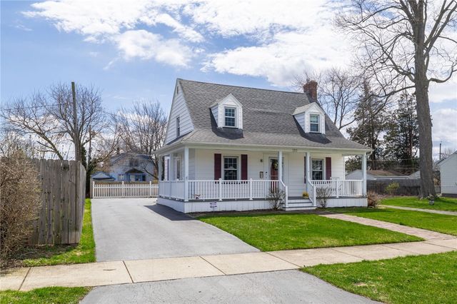 109 Chimayo Road, Irondequoit, NY 14617