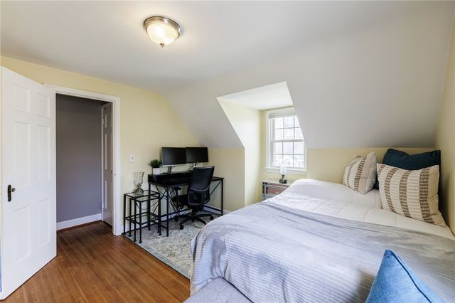 109 Chimayo Road, Irondequoit, NY 14617