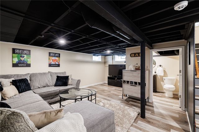 109 Chimayo Road, Irondequoit, NY 14617